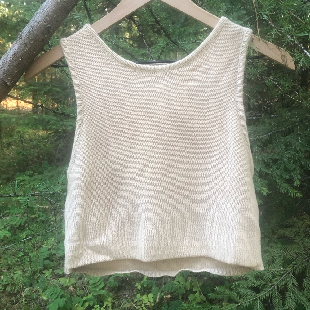 Cream Sleeveless Crop Knit Top